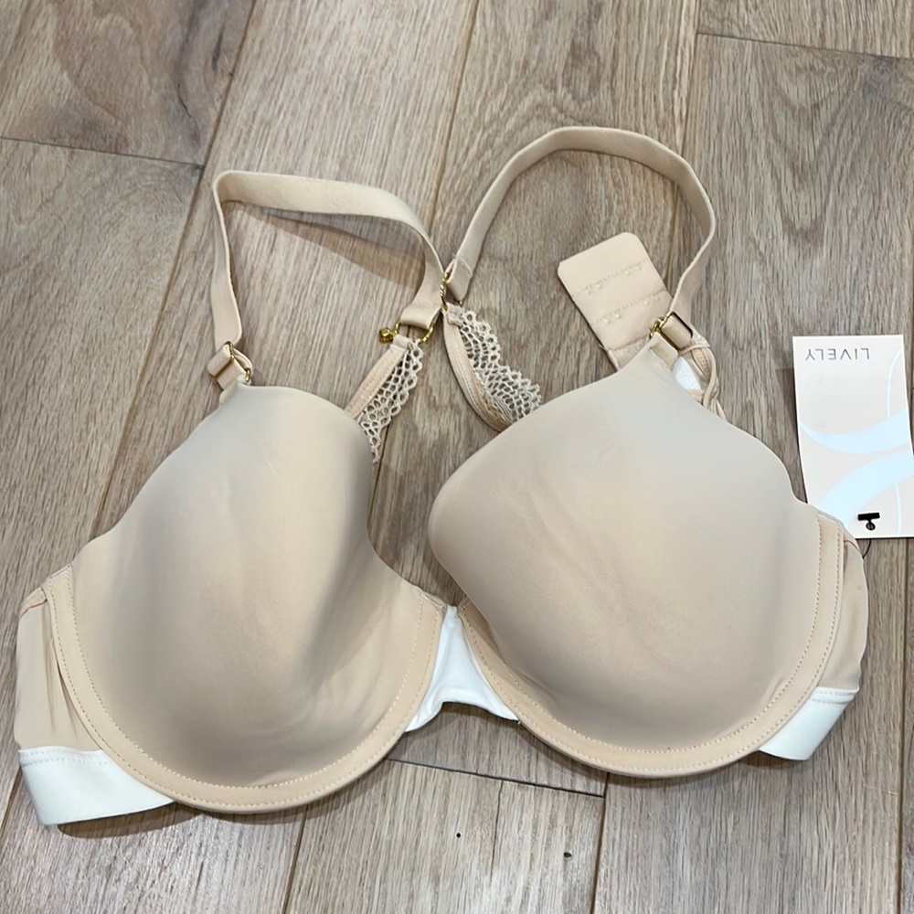 Lively Bra sz 34D in toasted almond/sheer pink! NWT!